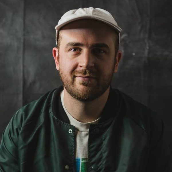 Brett_davis_bio_photo_credit_The-Hip_Photo_orig